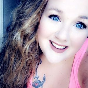 Meet your Posher, Chelsey